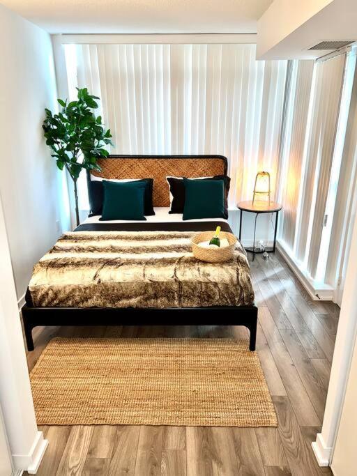 Luxurious Condo In The Center Of Downtown Toronto Extérieur photo
