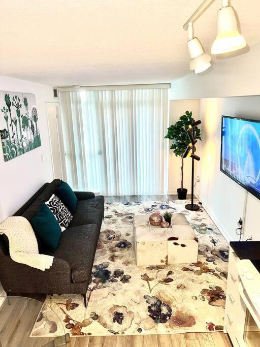 Luxurious Condo In The Center Of Downtown Toronto Extérieur photo