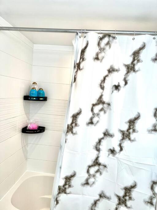 Luxurious Condo In The Center Of Downtown Toronto Extérieur photo